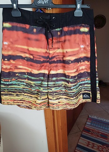 Erkek Çok Renkli Batik Desenli Deniz Şortu - Görsel 4