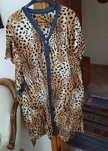 Leopar Desenli Uzun Bol Kesim Kadın Elbise - Görsel 2