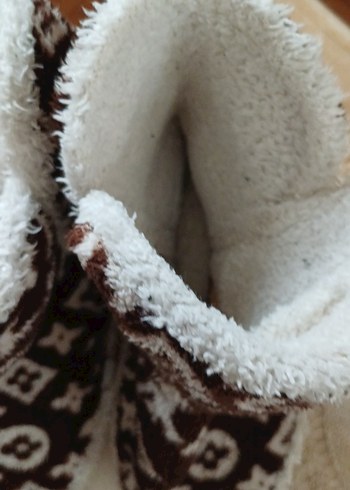 Kahverengi İşlemeli Örgü Kız Ev Terliği - Görsel 4