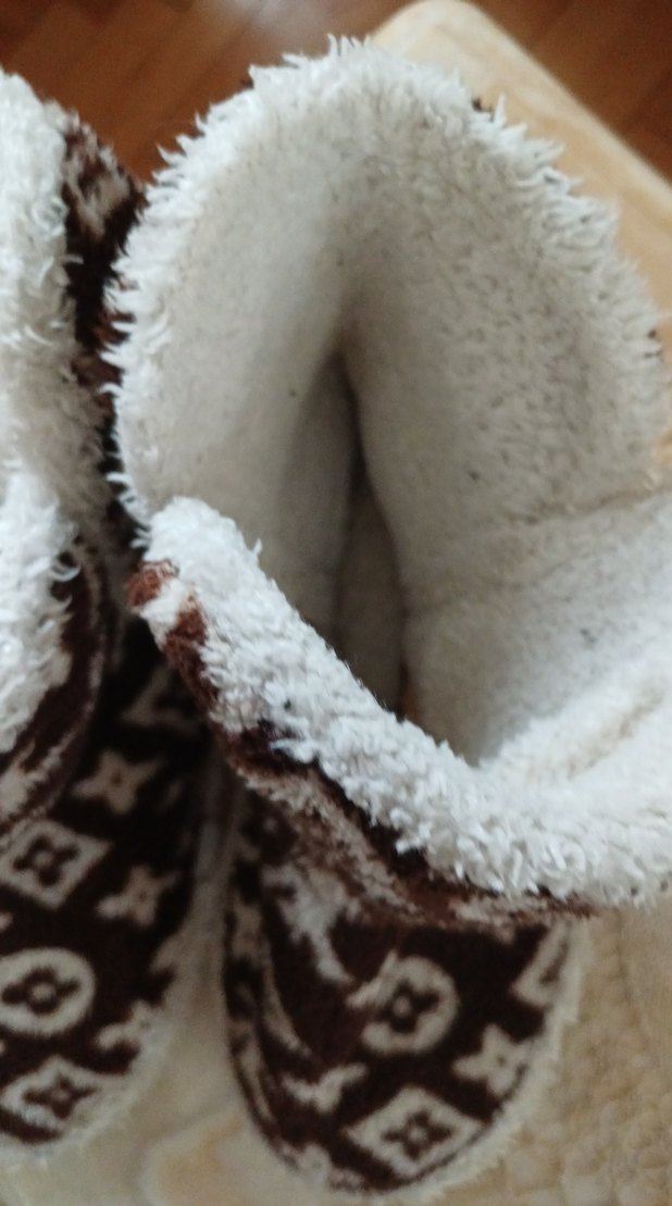 Kahverengi İşlemeli Örgü Kız Ev Terliği - Görsel 4