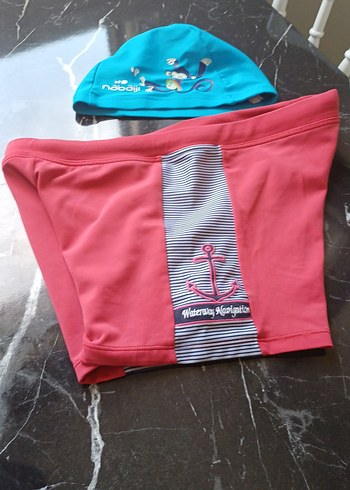 Erkek Çocuk Pembe Yüzme Şortu ve Mavi Bone - Görsel 6