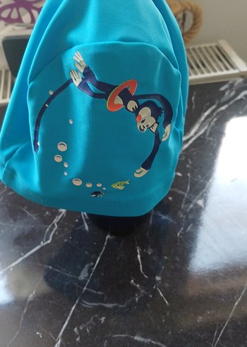 Erkek Çocuk Pembe Yüzme Şortu ve Mavi Bone - Görsel 13