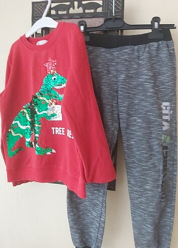 Sweatshirt ici pamuklu cotton yepyeni 8 yas esortman alti 