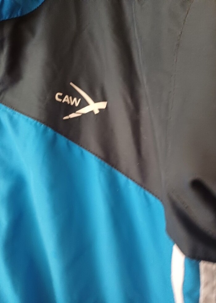 Yagmurluk 10 yas sorunsuz onden fermuarlı ceplı  - Görsel 3