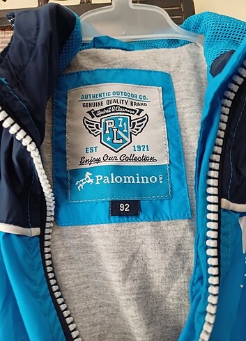 Yagmurluk kapsonlu 2 yas yurtdısı almıstım. Astarlı Adidas tısor - Görsel 3