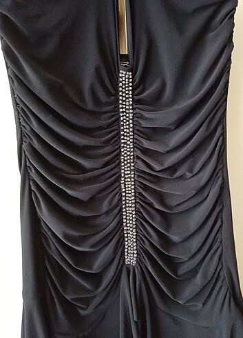 Boyundan askılı onu tamamen taslı etekler volanlı 1_kez gıydım  - Görsel 9