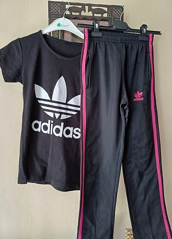 Adidas Esortman altı pamuklu S. Beden tısort yepyeni sorunsuz S