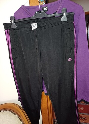 42 Beden siyah Renk Adidas esortman alti ustu yepyeni sorunsuz 