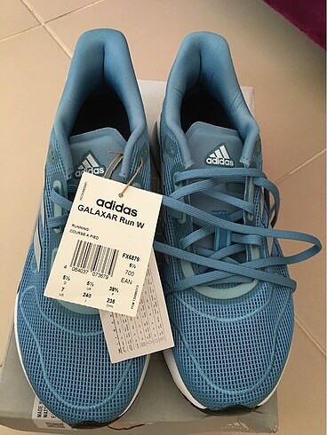 Adidas Kosu ayakkabisi