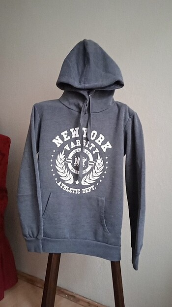 Kapşonlu sweat