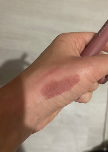 Maybelline Koyu Bej Ruj - Görsel 2