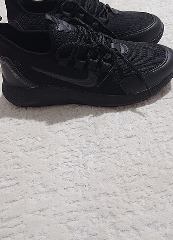 Nike Spor Ayakkabı 