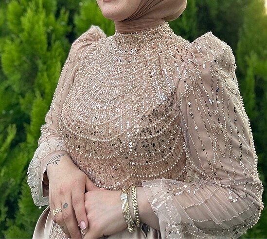 Taş işleme tesettür abiye