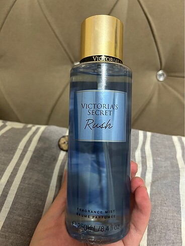 Victoria s Secret Victoria?s Secret vücut spreyi