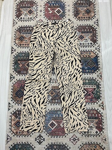 Hayvan desenli jean