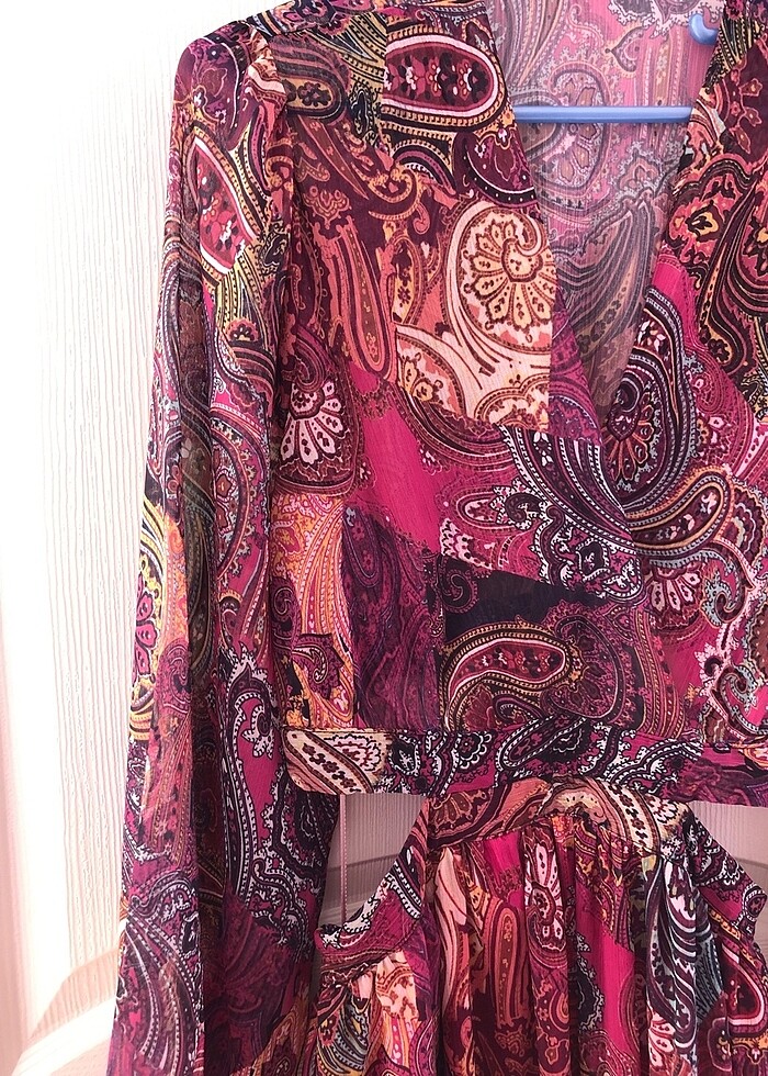 Desenli elbise - Görsel 2