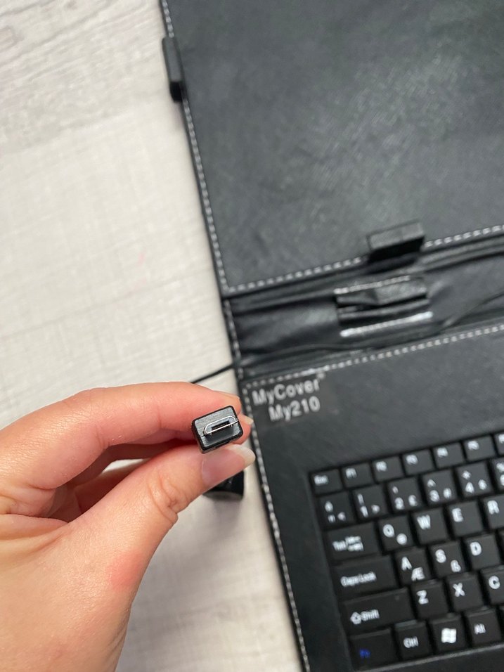 Tablet klavyesi - Görsel 2