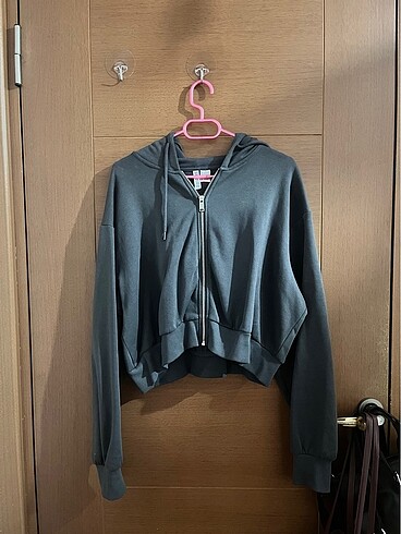 hm crop hırka