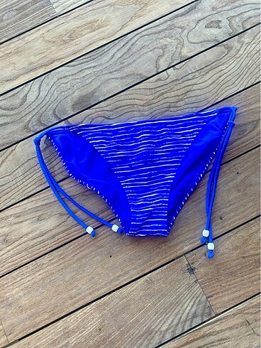 FF Bikini Altı