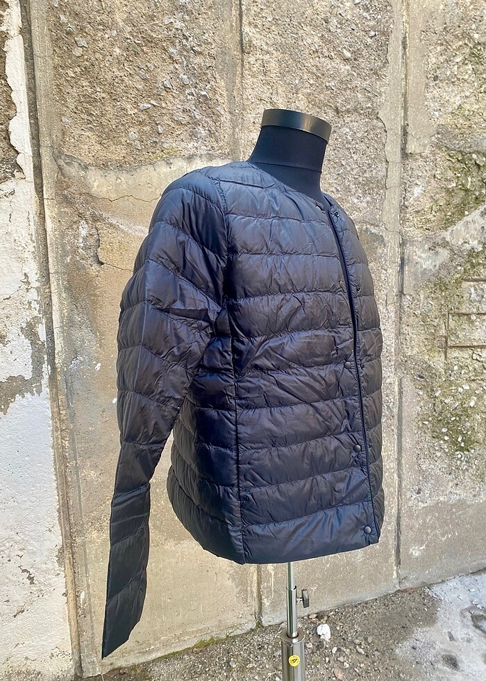 Uniqlo Light Weight Tüy Dolgulu Ceket - Görsel 4