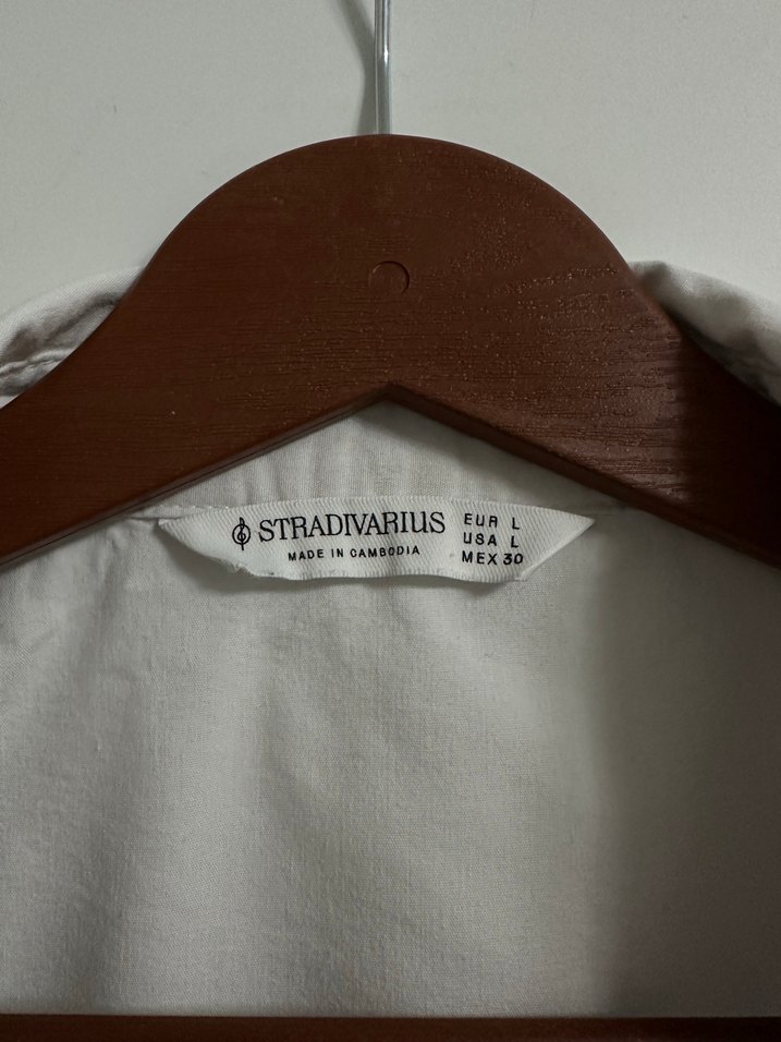 Düğmeli Beyaz Pamuklu Kadın Gömlek - Görsel 3