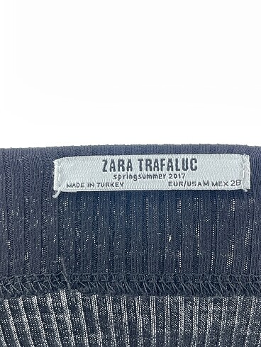 m Beden siyah Renk Zara Bluz %70 İndirimli.