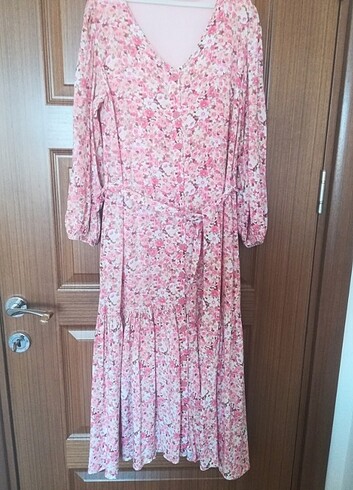 36 Beden Lc waikiki Midi boy elbise 
