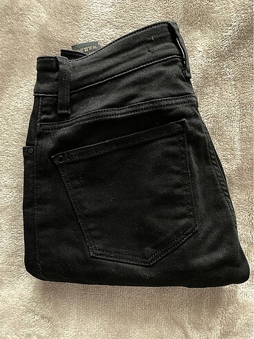 26 Beden Mavi jean pantolon