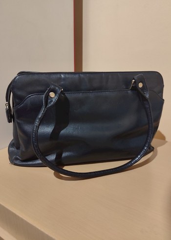 Klasik siyaha yakın koyu lacivert Deri Kadın Çanta - Görsel 3