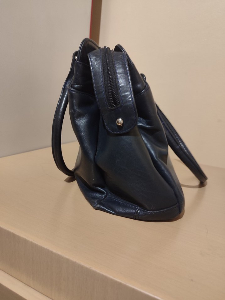 Klasik siyaha yakın koyu lacivert Deri Kadın Çanta - Görsel 5