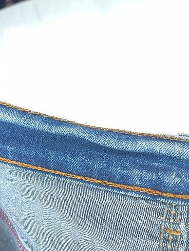 m Beden çeşitli Renk PreLoved Jean / Kot Şort %70 İndirimli.