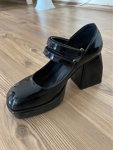 Kalın Topuklu Rugan Ayakkabı - Görsel 7