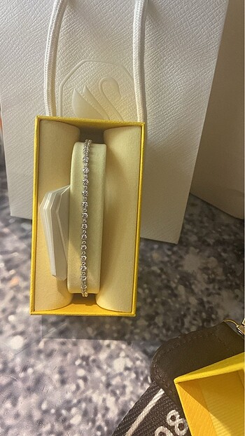  Beden Swarovski