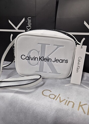 calvin klein askılı çanta 