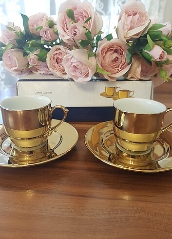 ENGILSH HOME 2 LI FİNCAN TAKIMI SIFIR KUTULU ÜRÜN GOLD YENİ SEZO