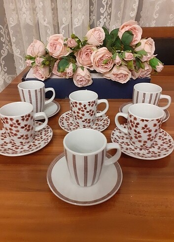 ENGILSH HOME 5 Lİ KAHVE FİNCANI SIFIR KUTULU ÜRÜN 1 ADET FİNCAN
