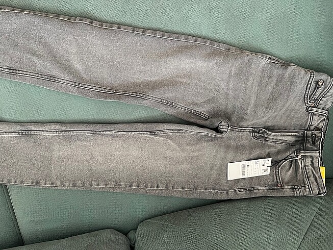 36 Beden gri Renk Stradivarius