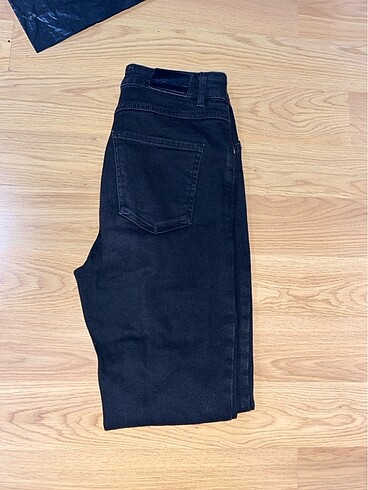 36 Beden siyah Renk LCW SİYAH SKINNY JEAN