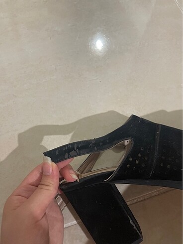 37 Beden siyah Renk Kadife dokulu topuklu ayakkabı