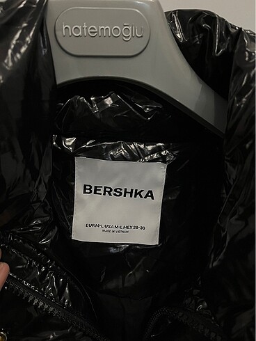 m Beden siyah Renk Bershka şişme mony