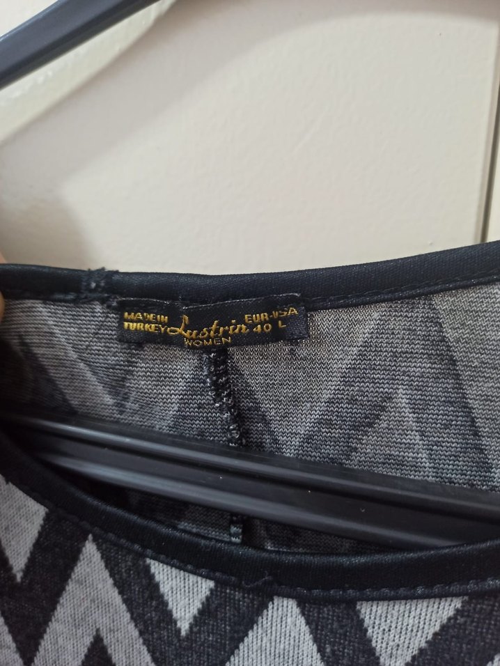 Gri Zebra Desenli Kadın Triko Tunik - Görsel 3