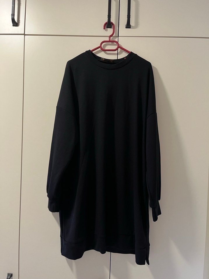 Siyah Uzun Kollu Midi Tunik - Görsel 2