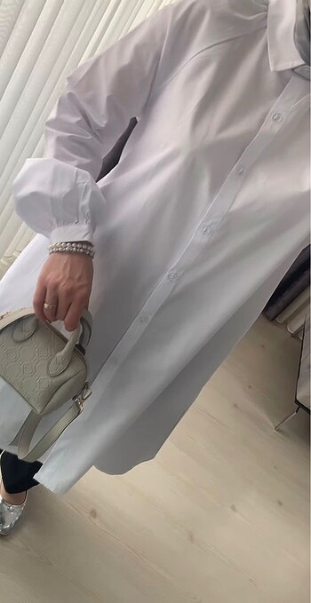 Beyaz uzun gömlek - Görsel 2