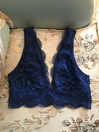 Victoria s Secret Victoria s Secret unlined danteli büstiyer S beden, sıfır ürün,