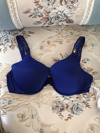 Victoria s Secret altın logo askılı sütyen 34C beden 