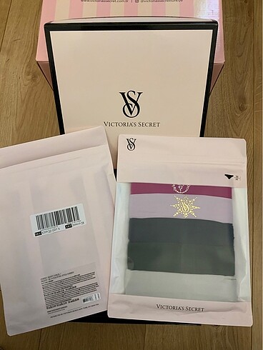 Victoria s Secret Victoria?s Secret 5li iç çamaşır seti. Cheeky lazer kesim model,
