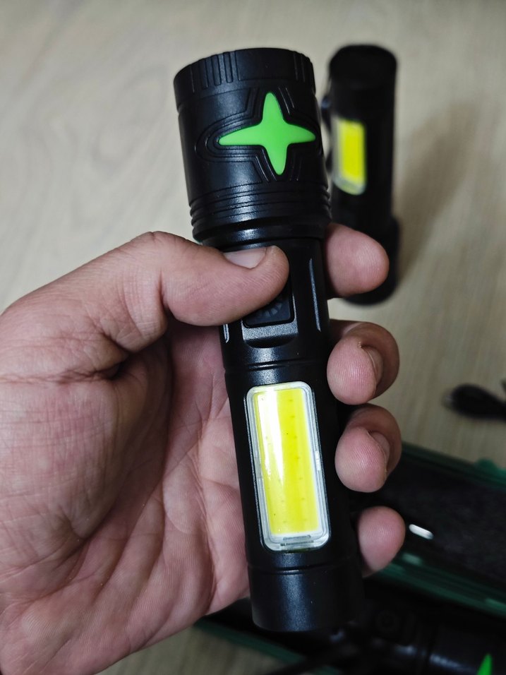 USB Şarjlı Siyah El Feneri - Görsel 2