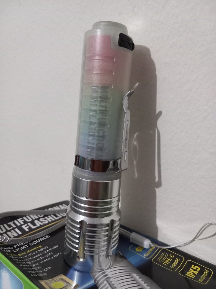 2 şarjlı el feneri - Görsel 4