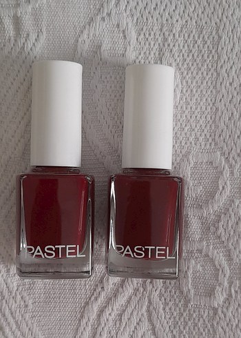 Pastel Kırmızı Oje