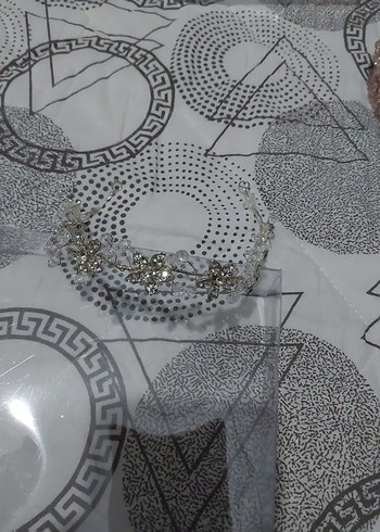 Gelin Taçi Desenli Zincir Detaylı Kadın - Görsel 2